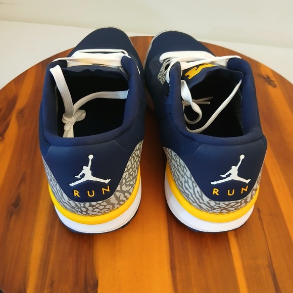 Jordan Zoom Tenacity 88 Mens 11.5 Navy Michigan Wolverines Cement IF2972-447 main image 7